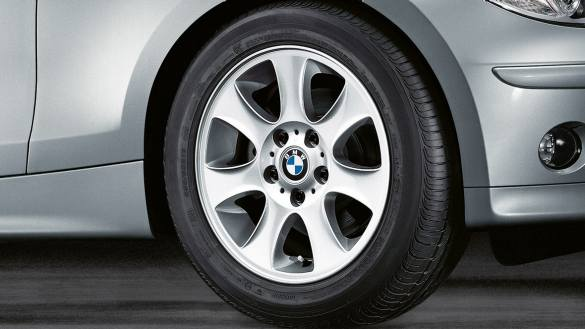 BMW Alufelge Sternspeiche 151 - 1er Reihe E81-E88 16"