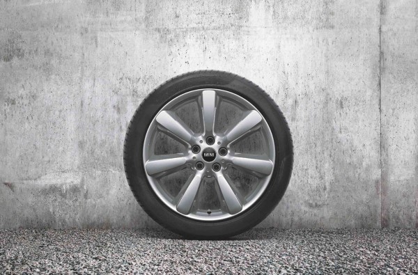 Mini 19" Alufelge Edged Spoke 535 8Jx19 - Countryman F60