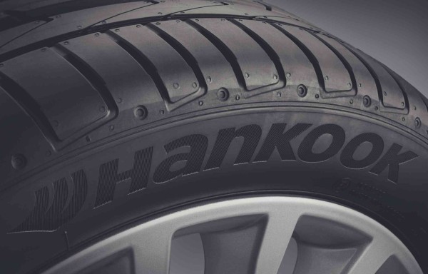 Winterreifen 225/60R18 104H Hankook Winter i*cept evo2 W320A SUV